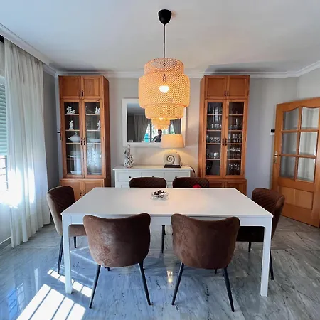 Lemon Playa Апартаменты Малага